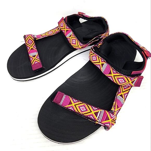 Shoes - Colorful Geometric Women's Sandals Outdoor Hiking Beach Travel Size 9